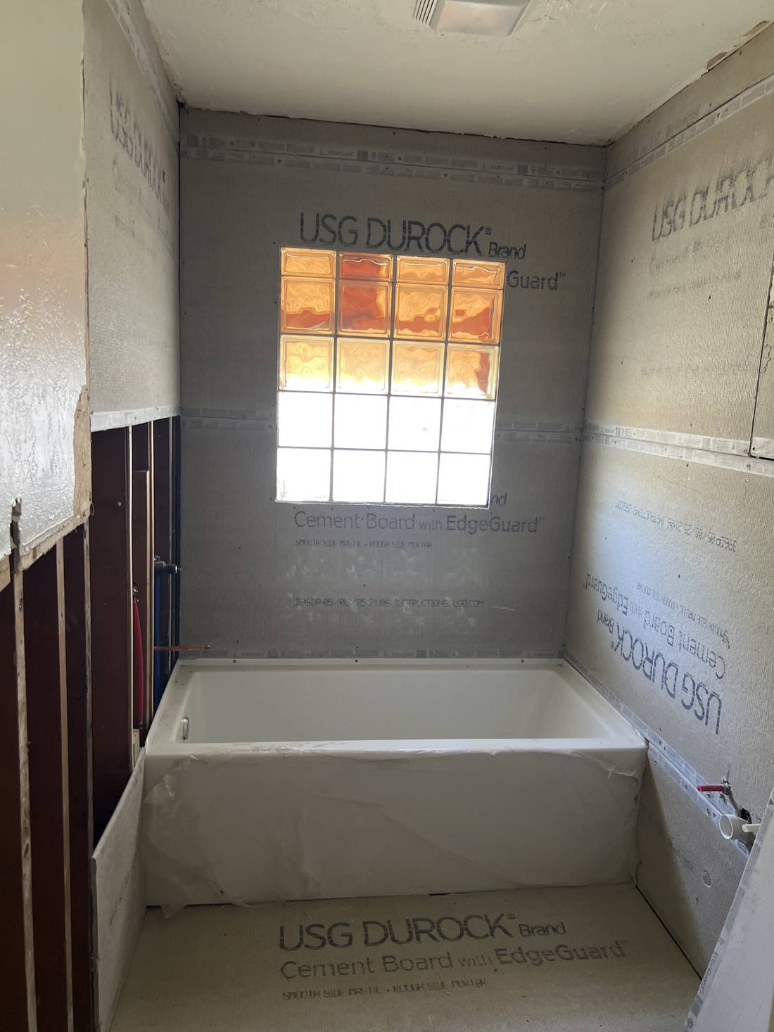 1613 Franklin bath before renovation